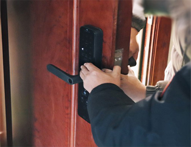 五通桥24小时上门开锁公司
